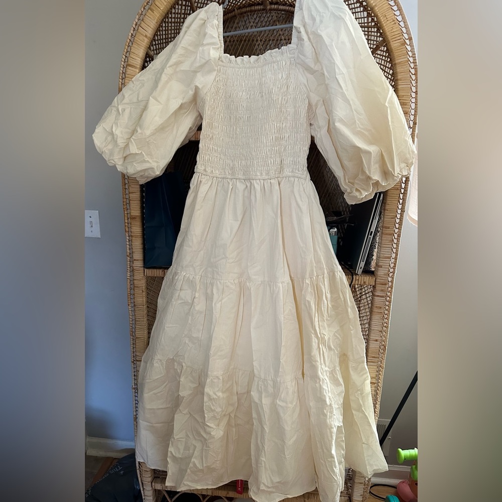 NWT- VICI COLLECTION SMOCKED DRESS!